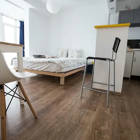 Apartment Palace Hall Studio Bucharest
